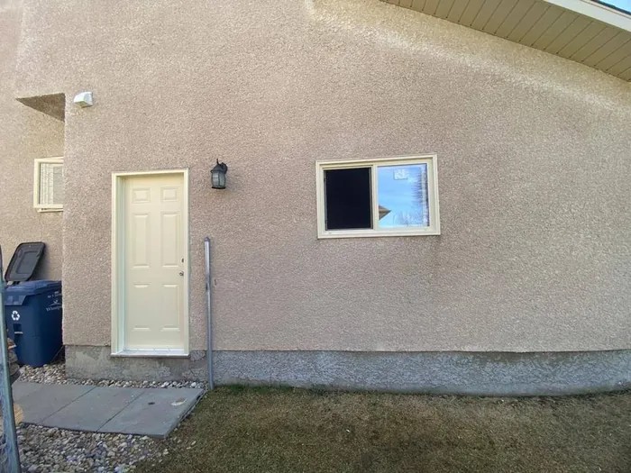Slider window